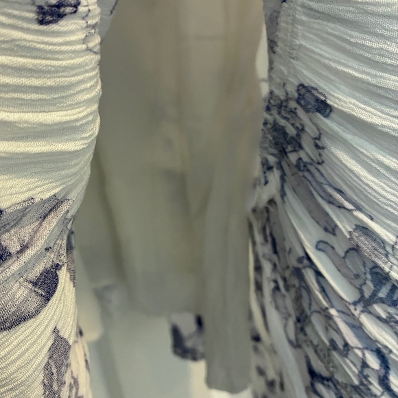 Lulus Garden Bloom Blue and White Floral Print Ruffled Shift Dress - Picture 6 of 7